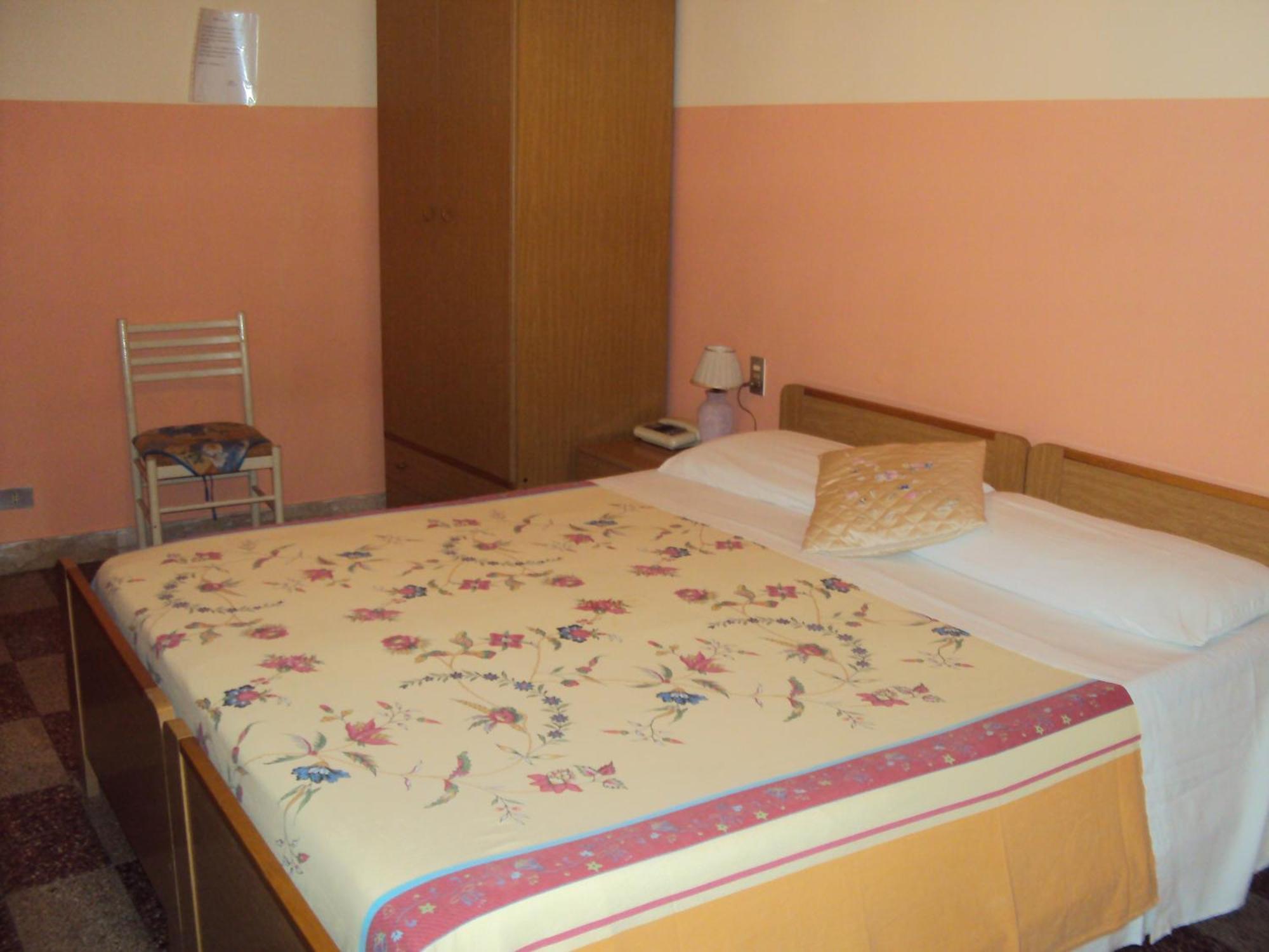 Hotel Mirage Messina Eksteriør bilde